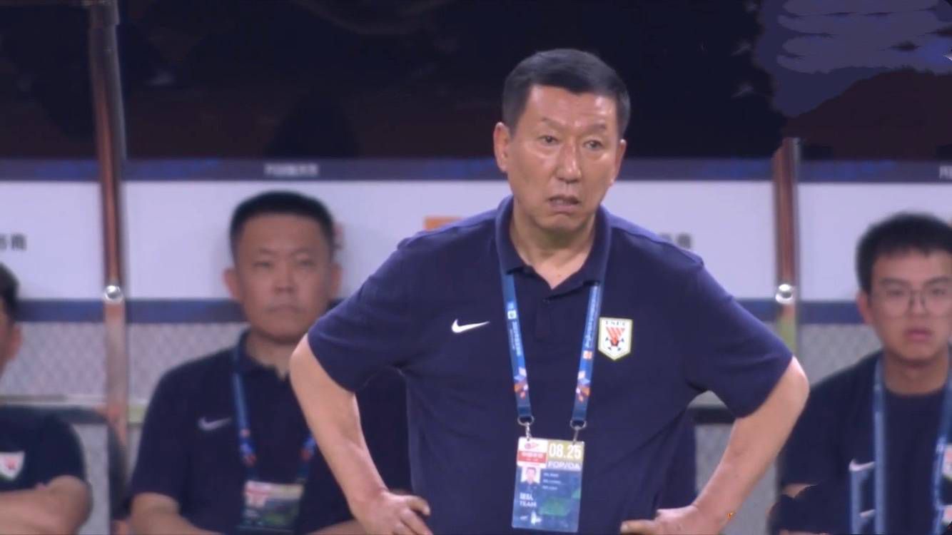 美女尿口照